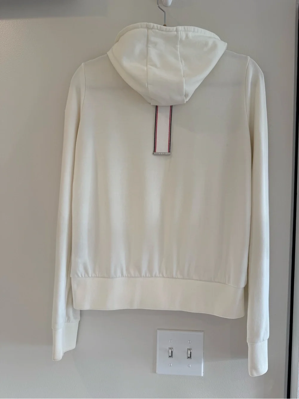 Moncler - Cream Zip-Up Hoodie with Logo Patch - Size M - Picture 5 of 10